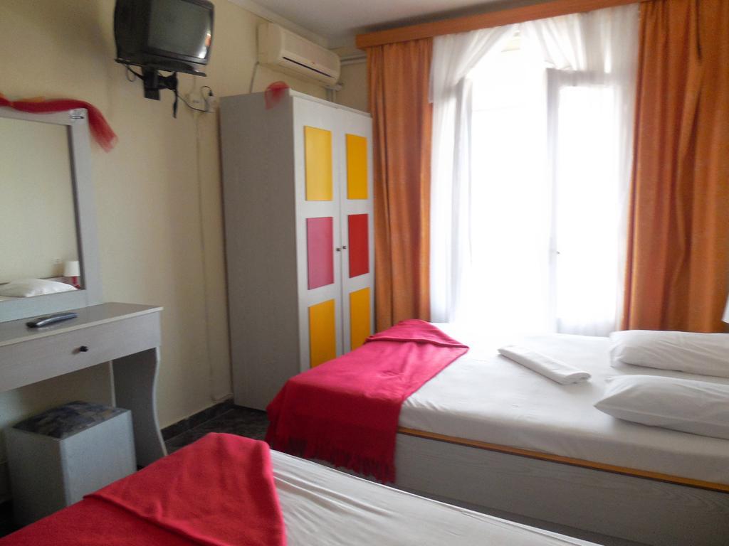 Hotel Dias Apartment Makrygialos Dış mekan fotoğraf